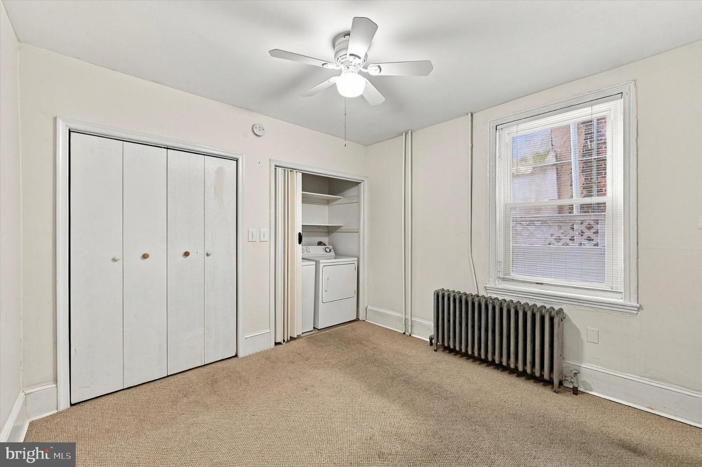1127 Green St Property Photo 18