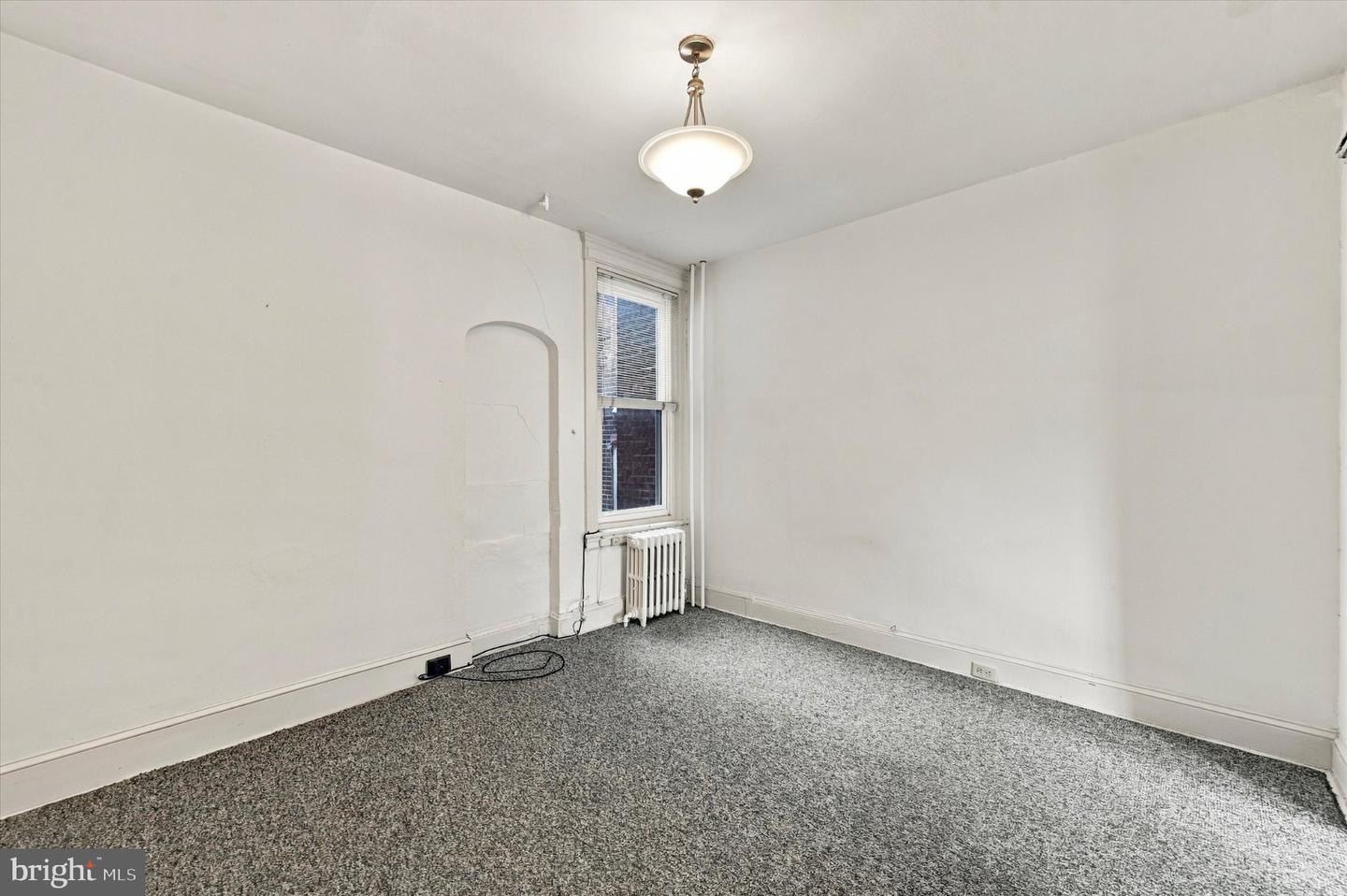 1127 Green St Property Photo 24