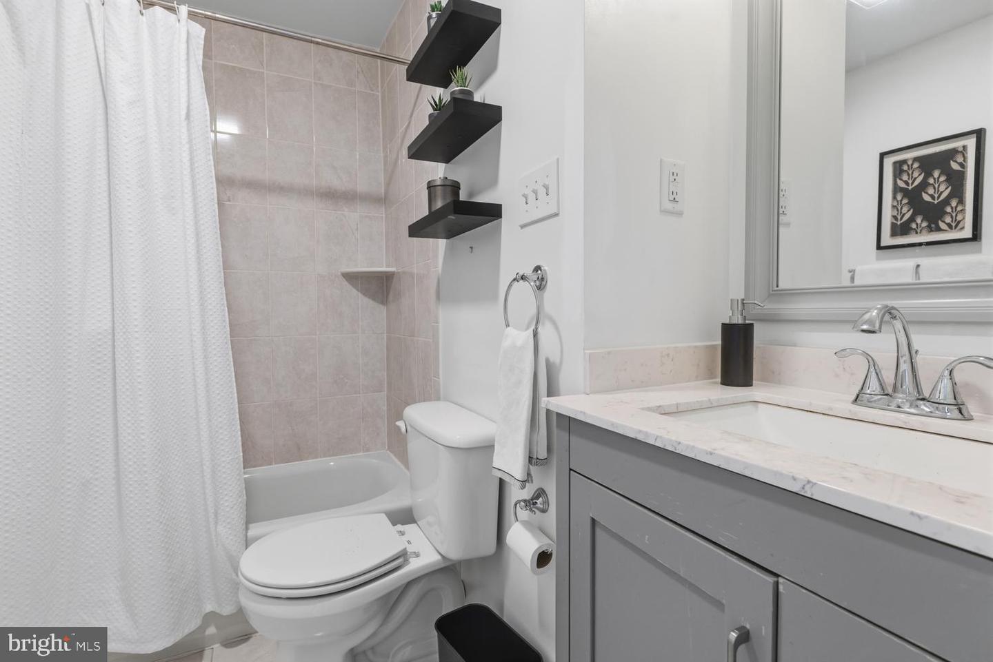 3517 Vaux St Property Photo 17