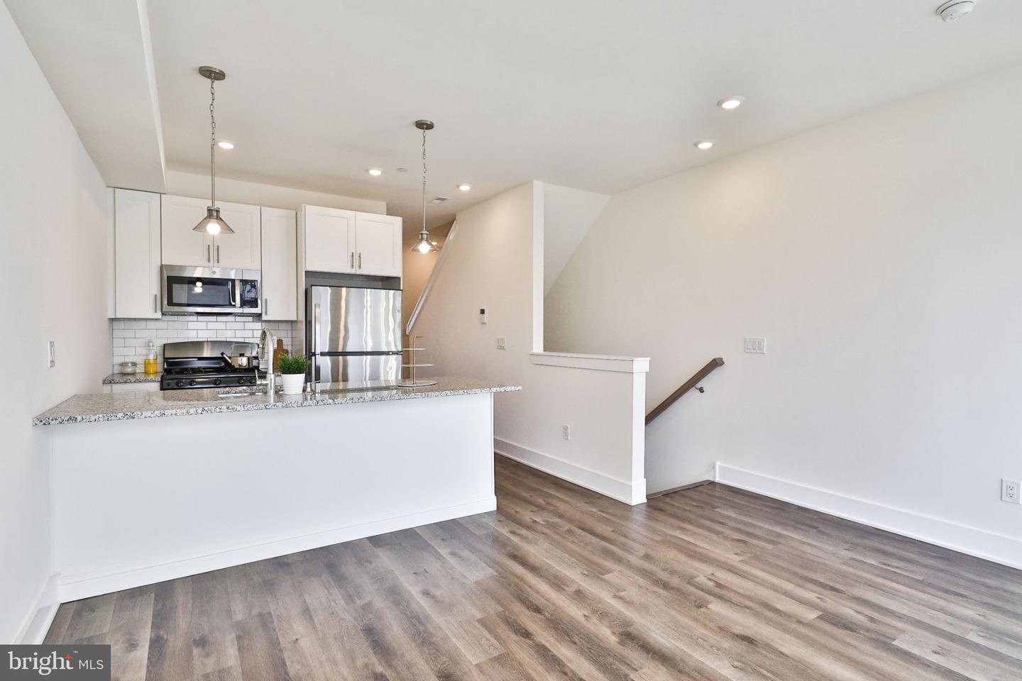 1709 S 4th St #a2 Property Photo 2