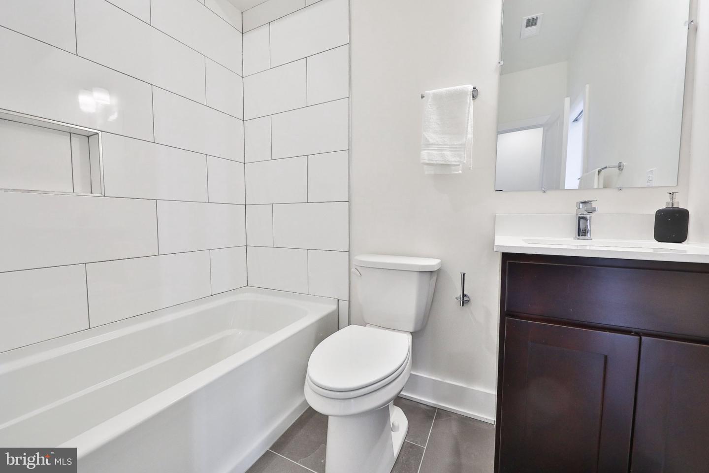 1709 S 4th St #a2 Property Photo 6