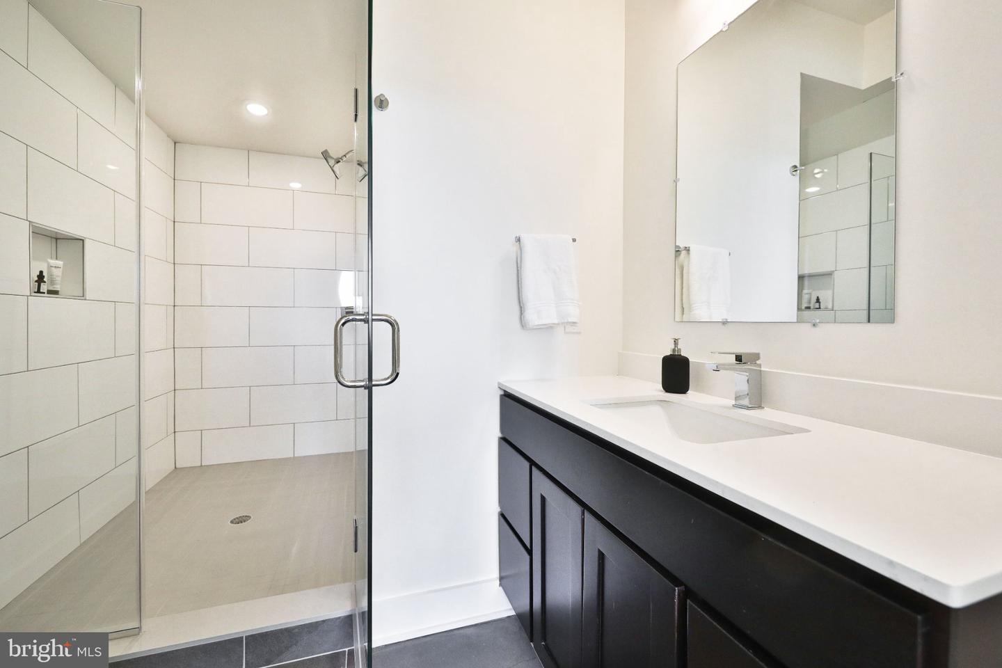 1709 S 4th St #a2 Property Photo 9