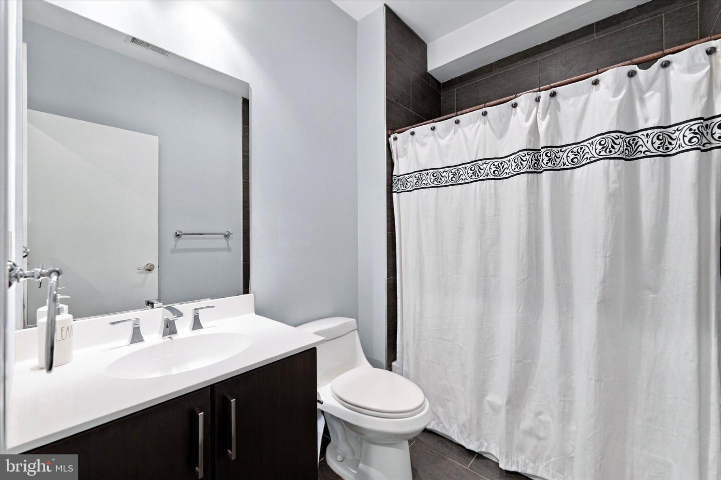 1140 N Orianna St Property Photo 19