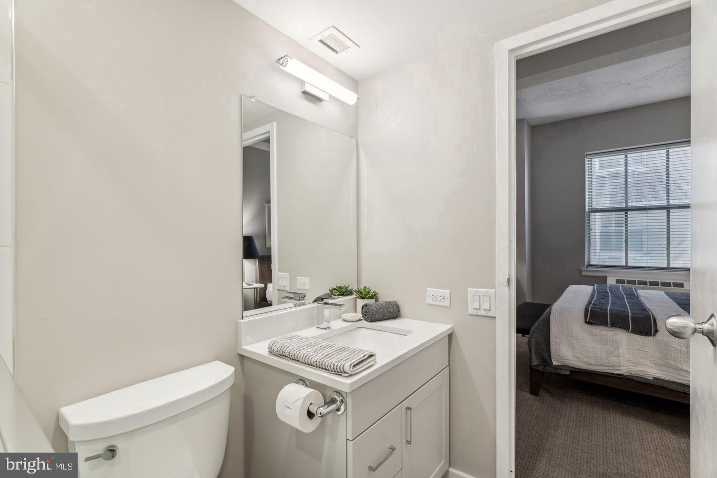 875 Sansom Street #831 Property Photo 19