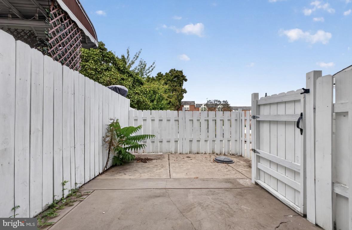 1362 Pennington Rd Property Photo 4