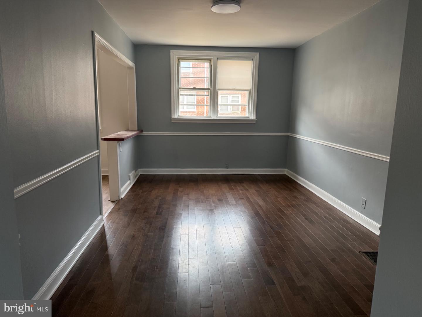 6809 Oakland St Property Photo 6