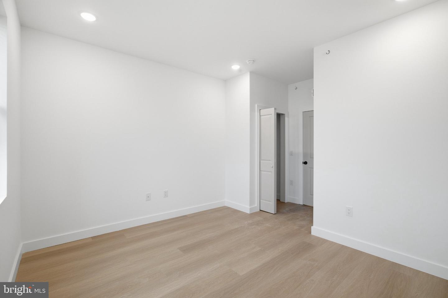 2449 N 6th St #2 Property Photo 14