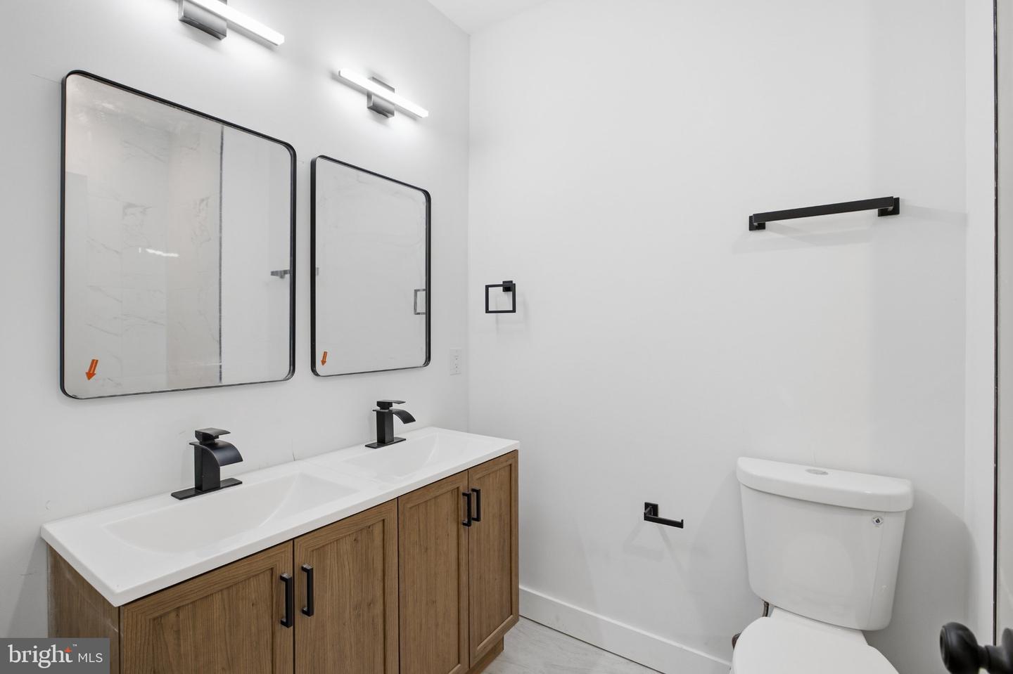 2449 N 6th St #2 Property Photo 17
