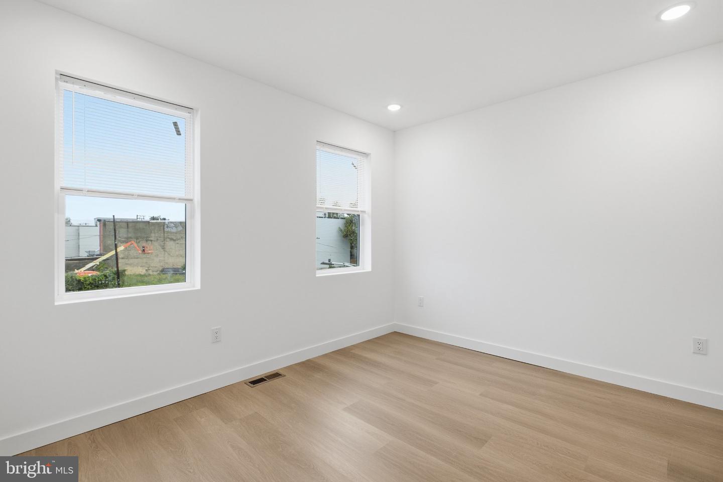 2449 N 6th St #2 Property Photo 18