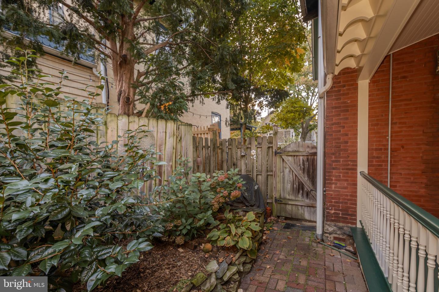 406 W Price St Property Photo 45
