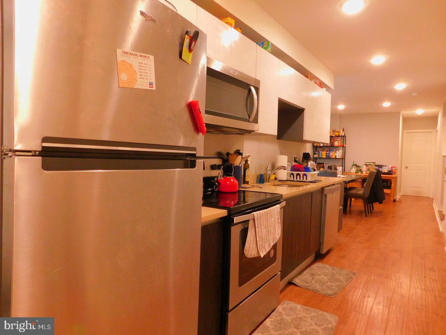 1744 N 16th St #c Property Photo 3
