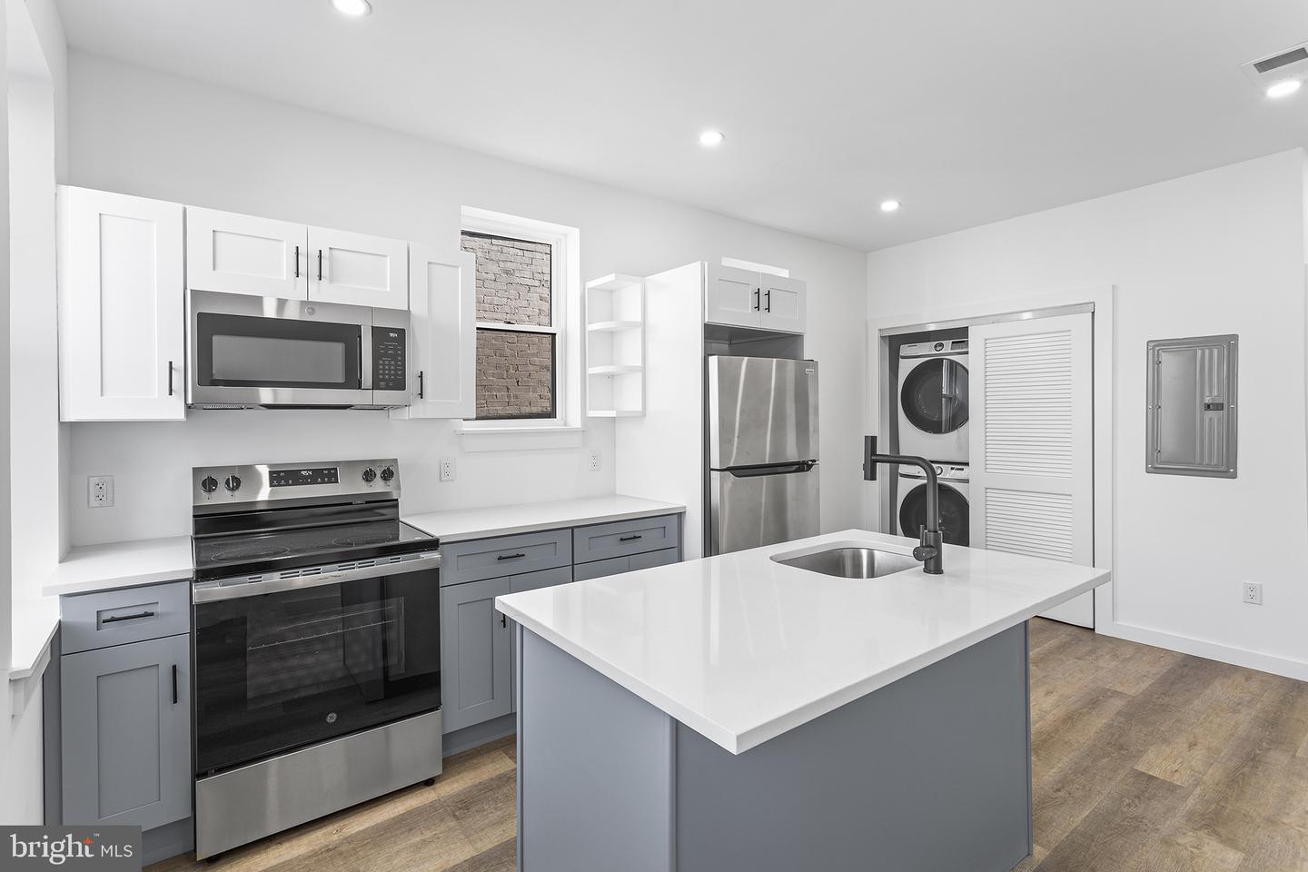 1824 S 21st St #2 Property Photo 6
