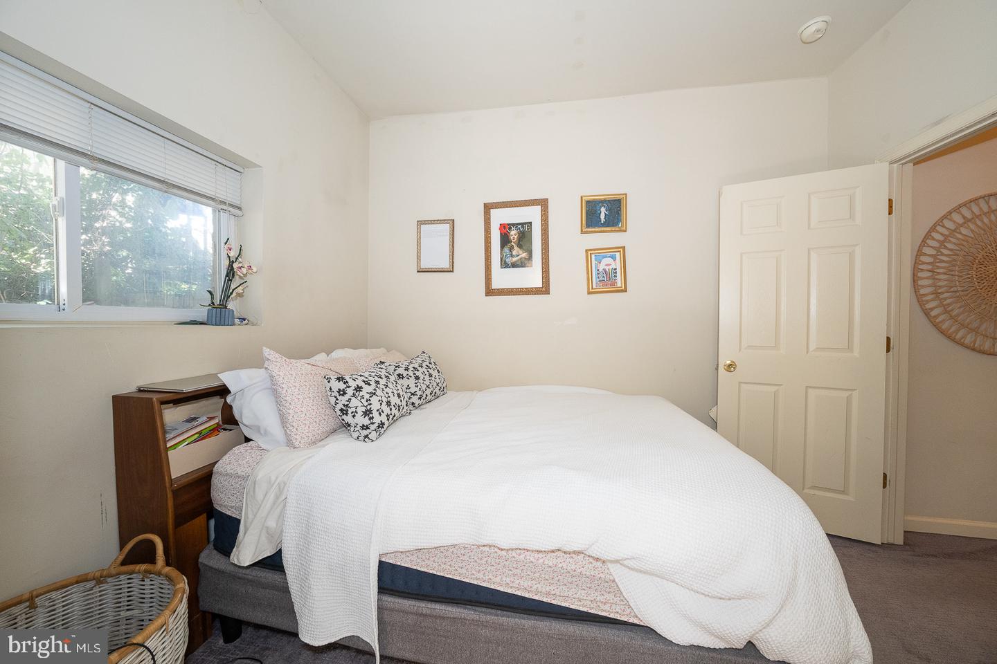 1827 Ginnodo St Property Photo 4