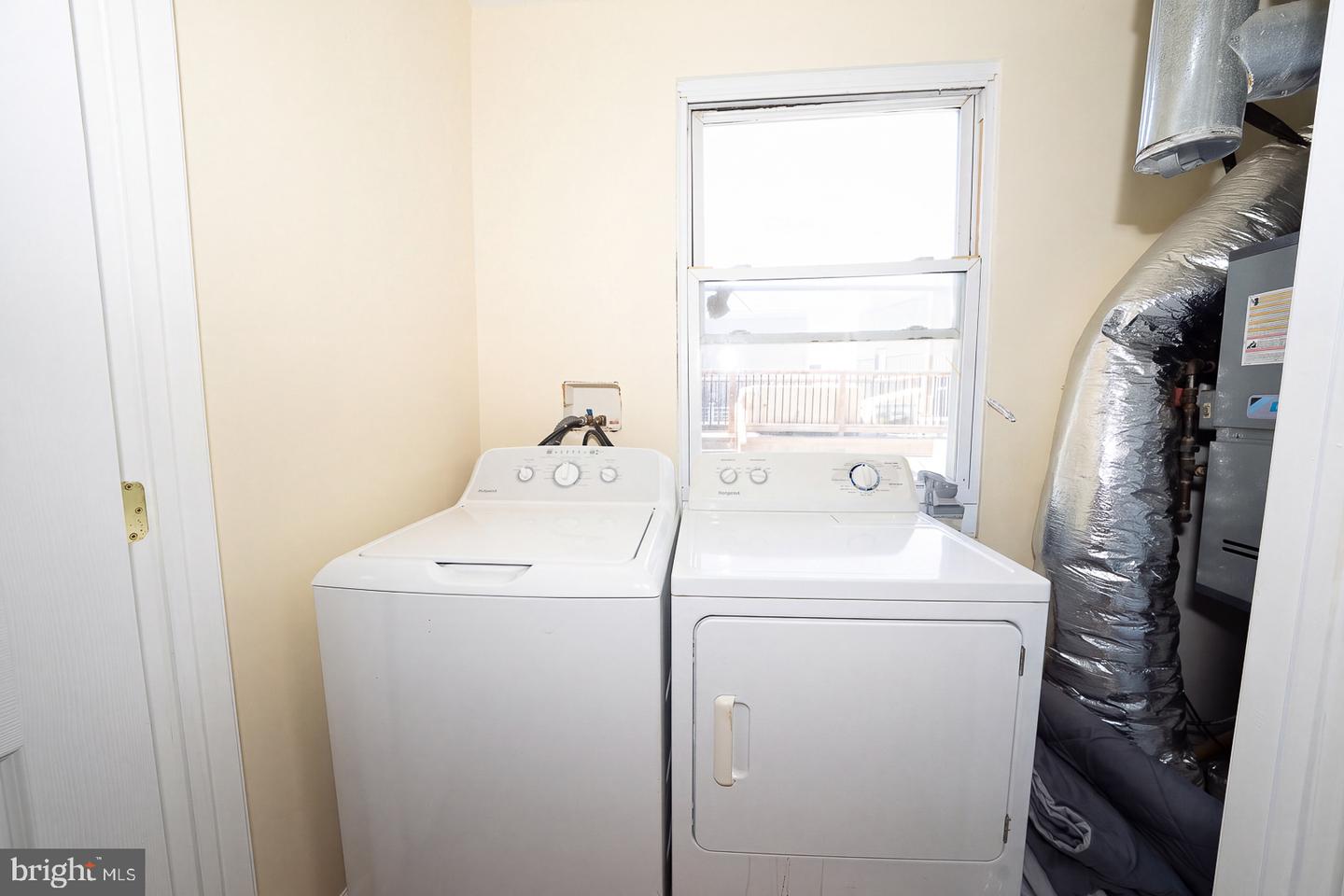 1827 Ginnodo St Property Photo 18