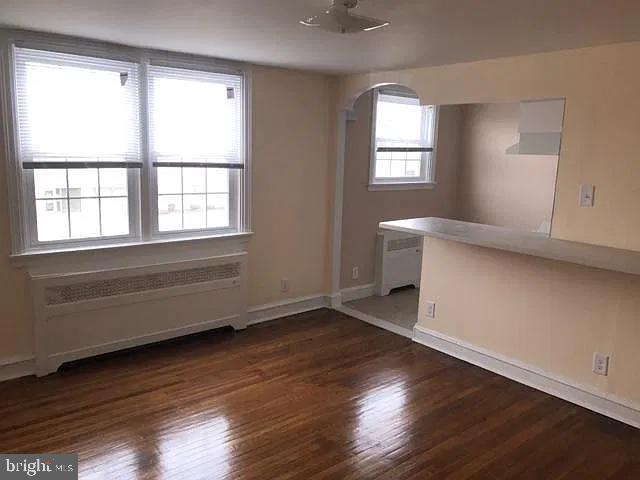 7125 Castor Ave Property Photo 3
