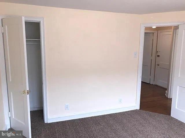 7125 Castor Ave Property Photo 9