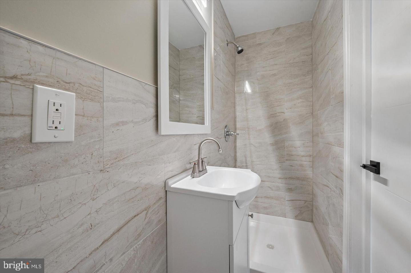 6221 Gardenia St Property Photo 21