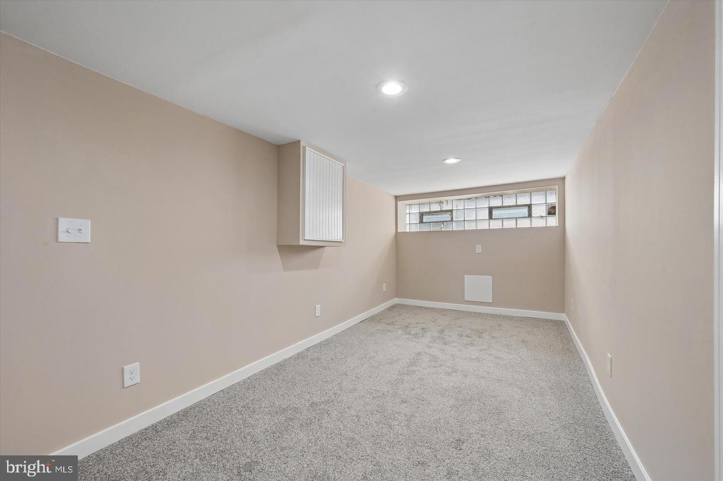 6221 Gardenia St Property Photo 22