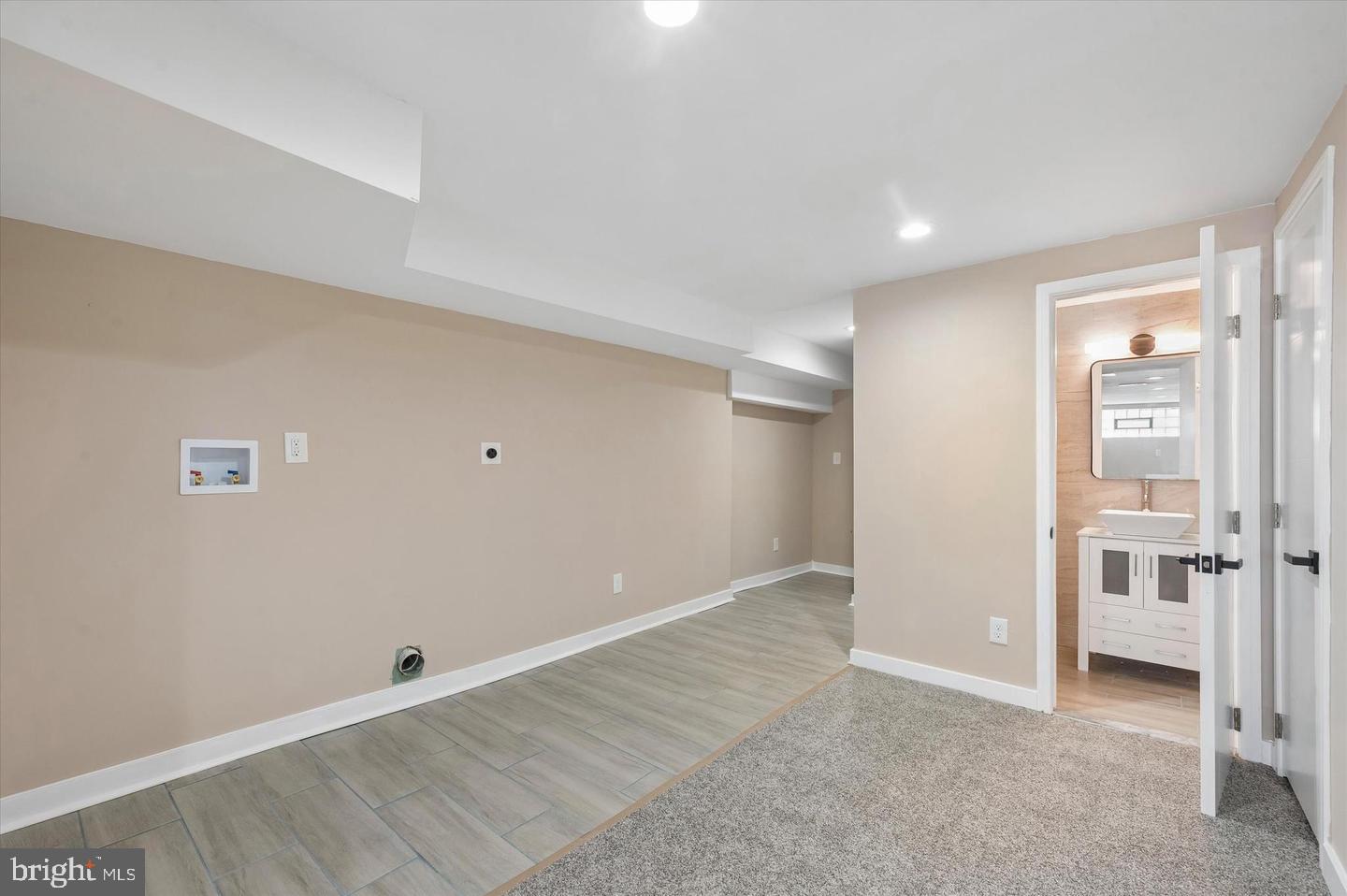 6221 Gardenia St Property Photo 23