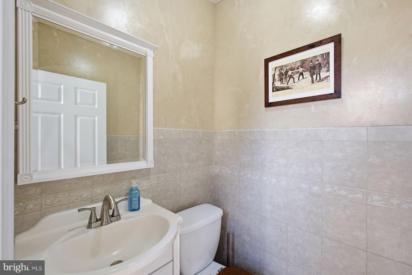 2940 W Girard Ave Property Photo 13