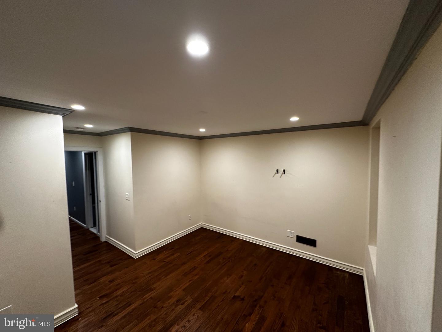 1217 N Taylor St Property Photo 12