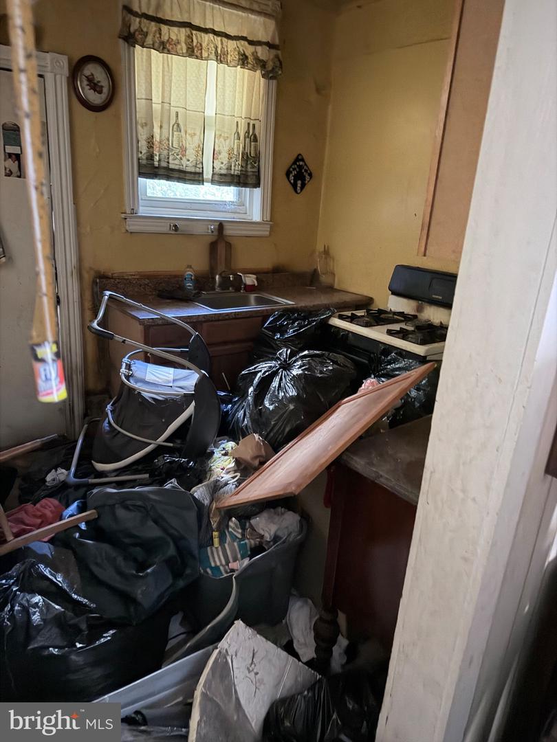 5413 Race St Property Photo 12