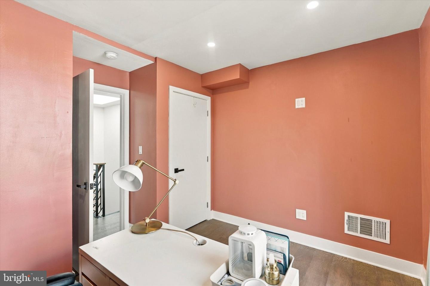 131 W Wilt St Property Photo 12