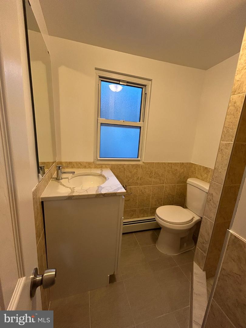 1925 N Darien St Property Photo 34