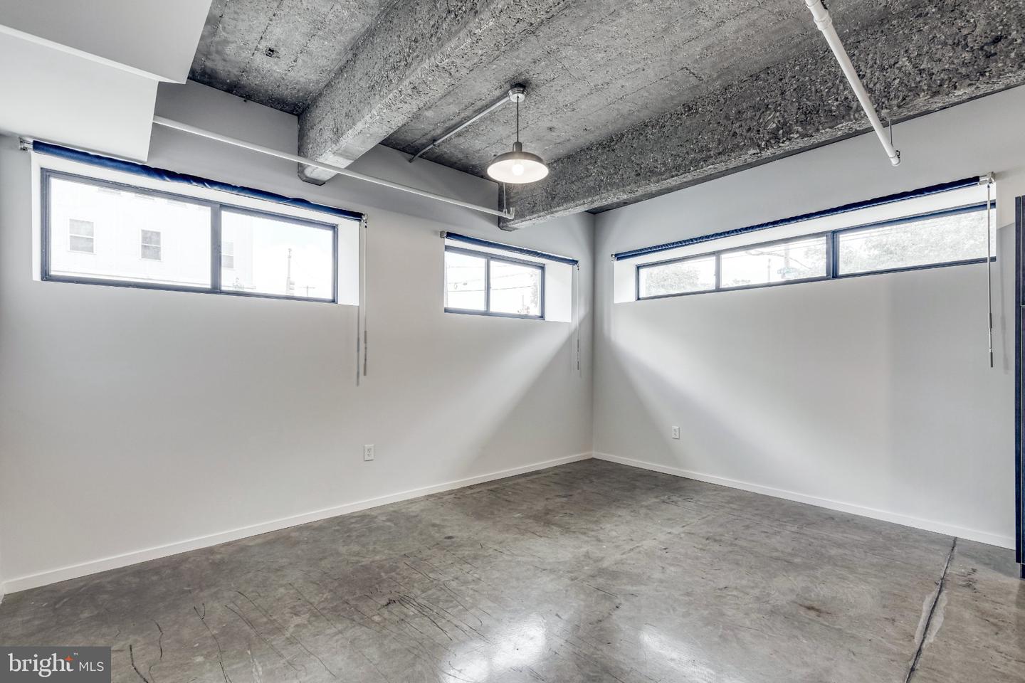 4800 Brown St #unit 103 Property Photo 3