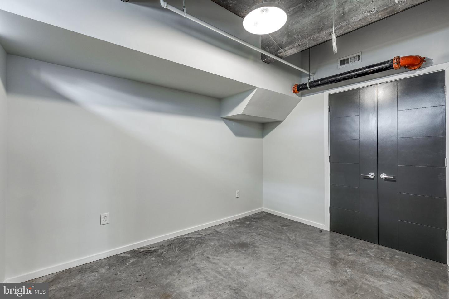 4800 Brown St #unit 103 Property Photo 12
