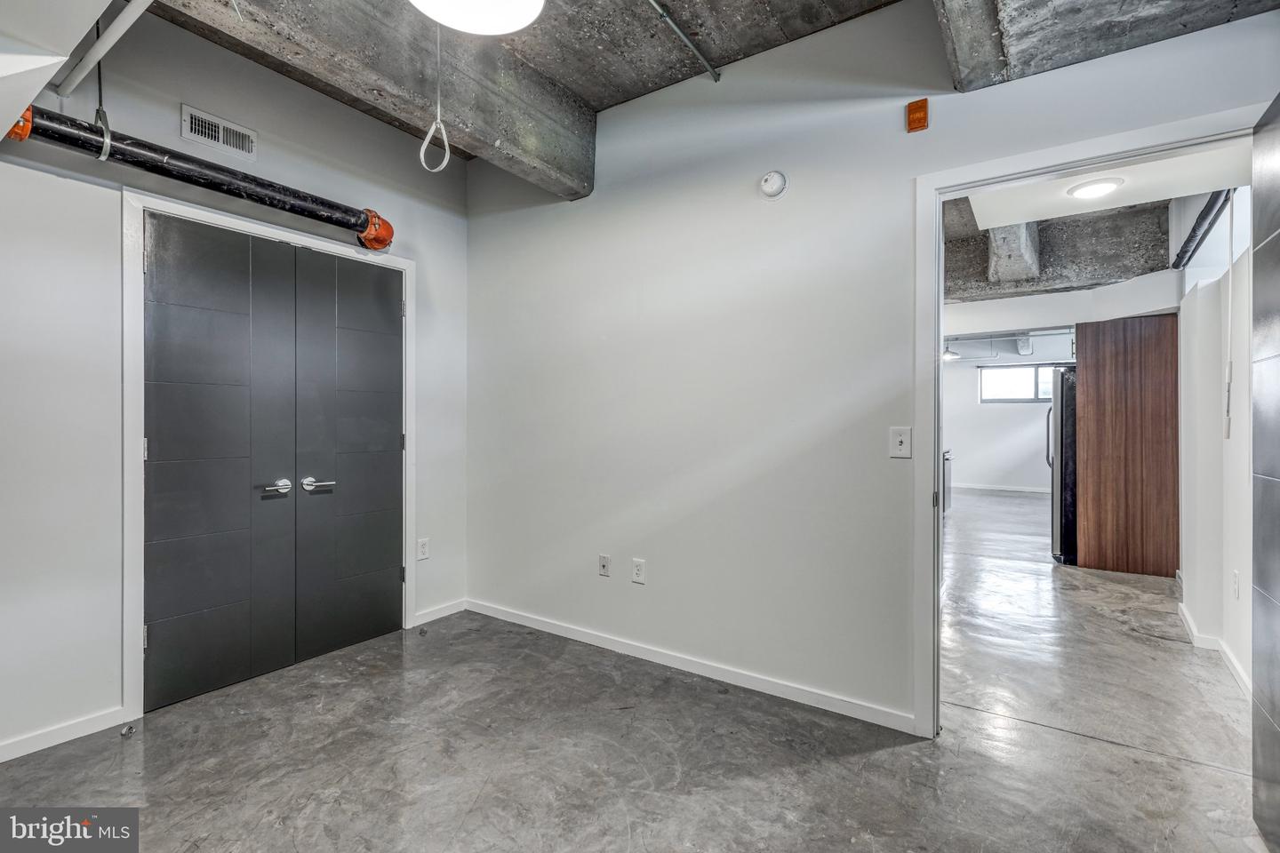 4800 Brown St #unit 103 Property Photo 13