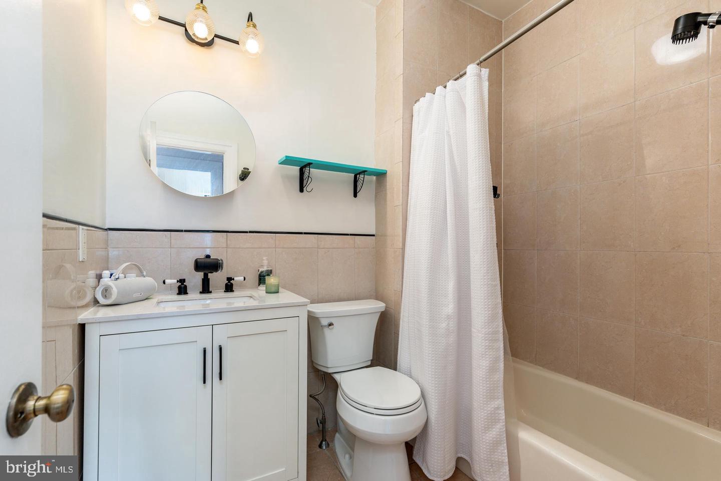 250 S 13th St #3e Property Photo 16