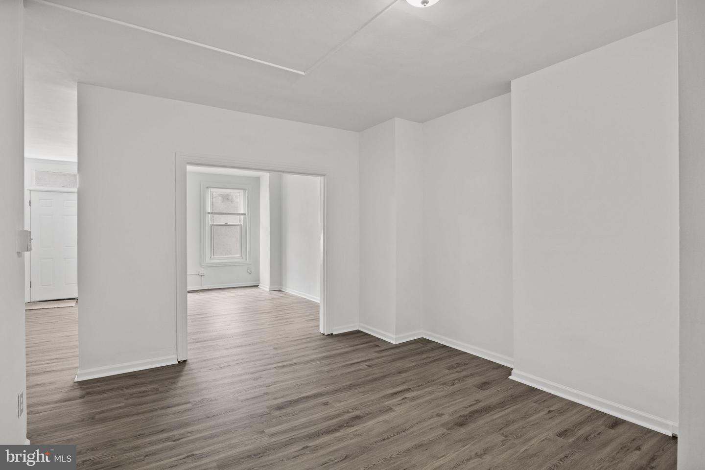 206 Baldwin St Property Photo 6