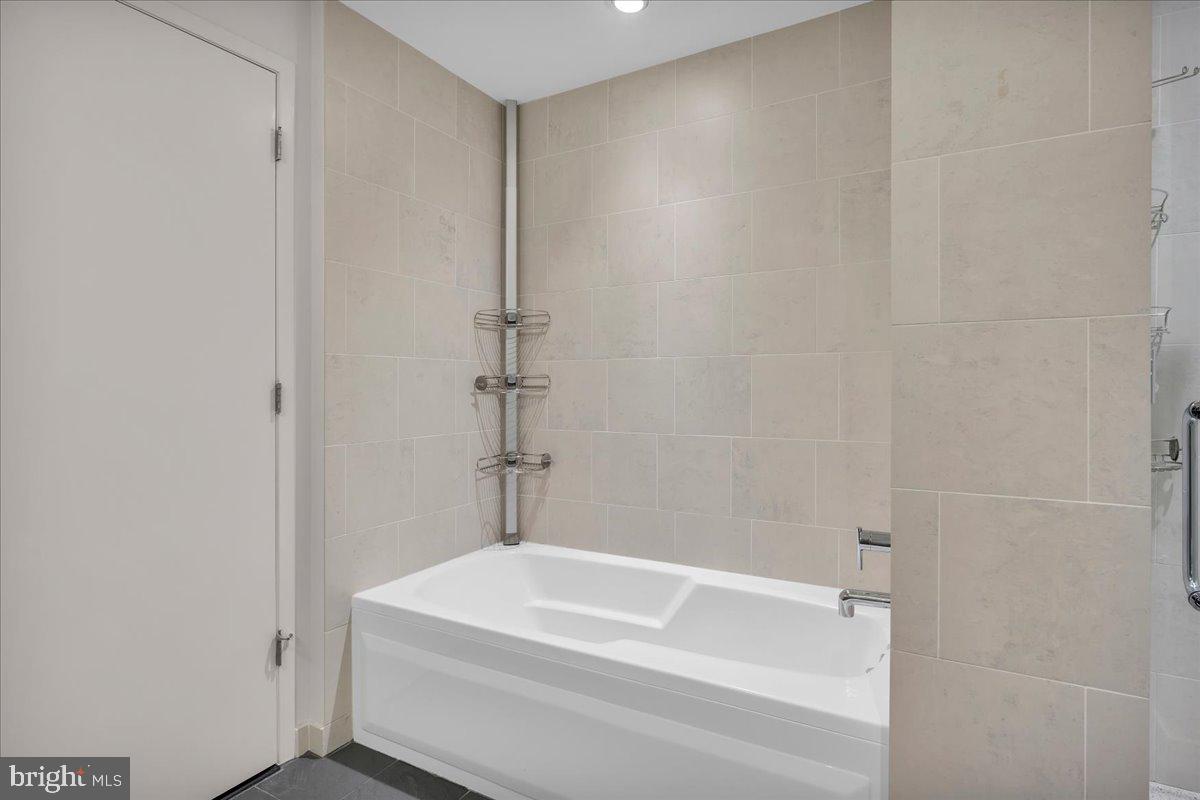 2101 Market #3704 Property Photo 21