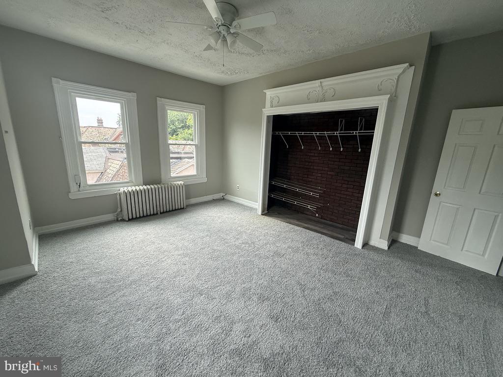 238 W Abbottsford Ave Property Photo 14