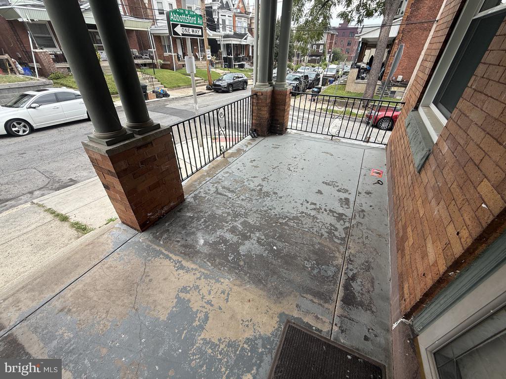 238 W Abbottsford Ave Property Photo 15