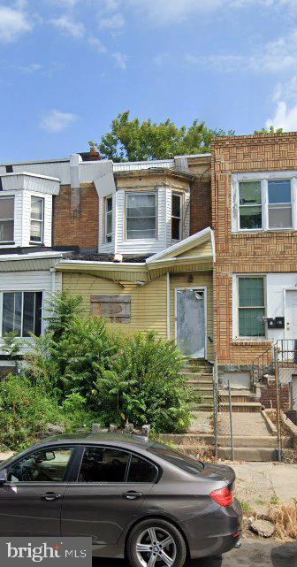 6009 SPRUCE ST Property Photo 1