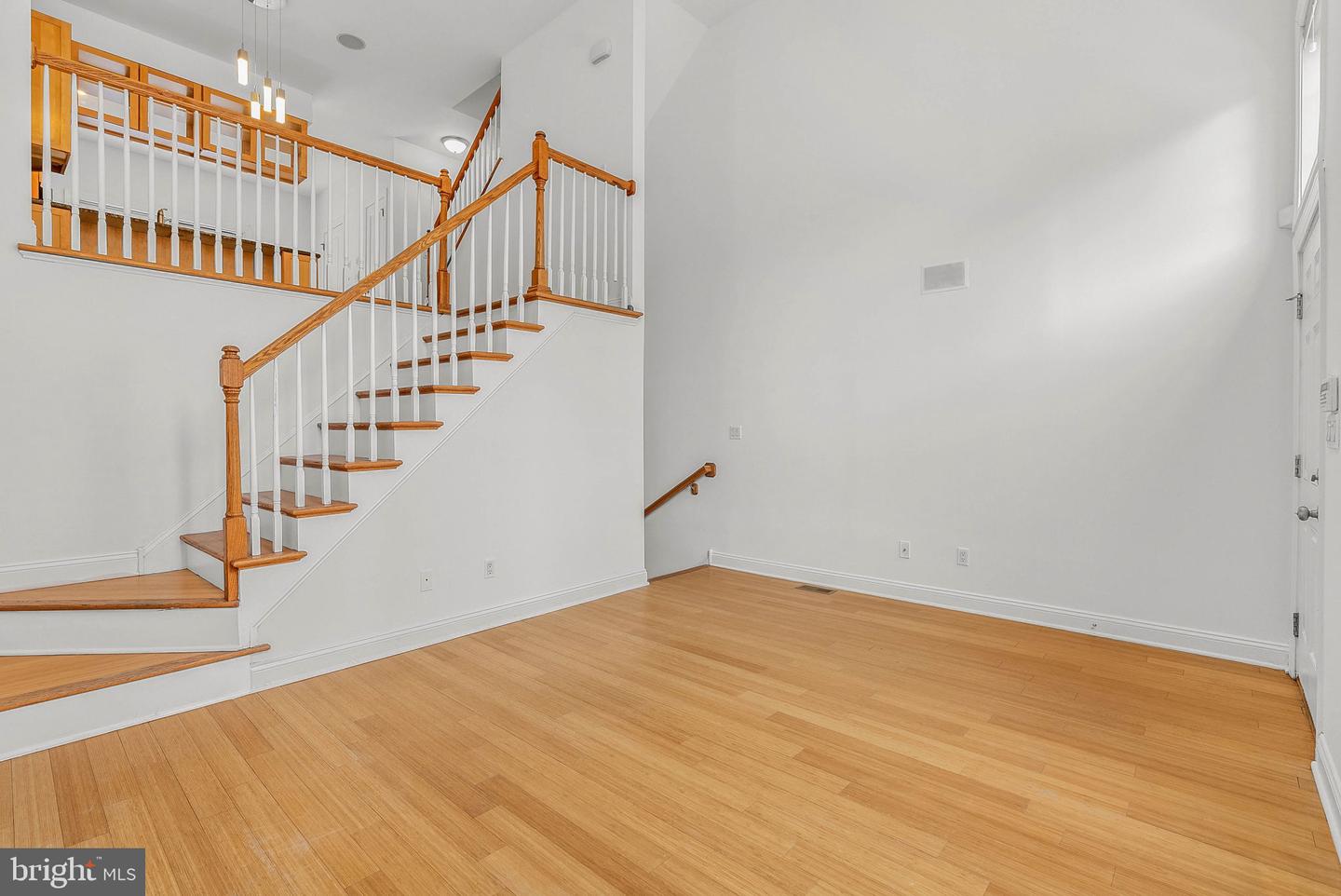 1007 N 3rd St #d Property Photo 3