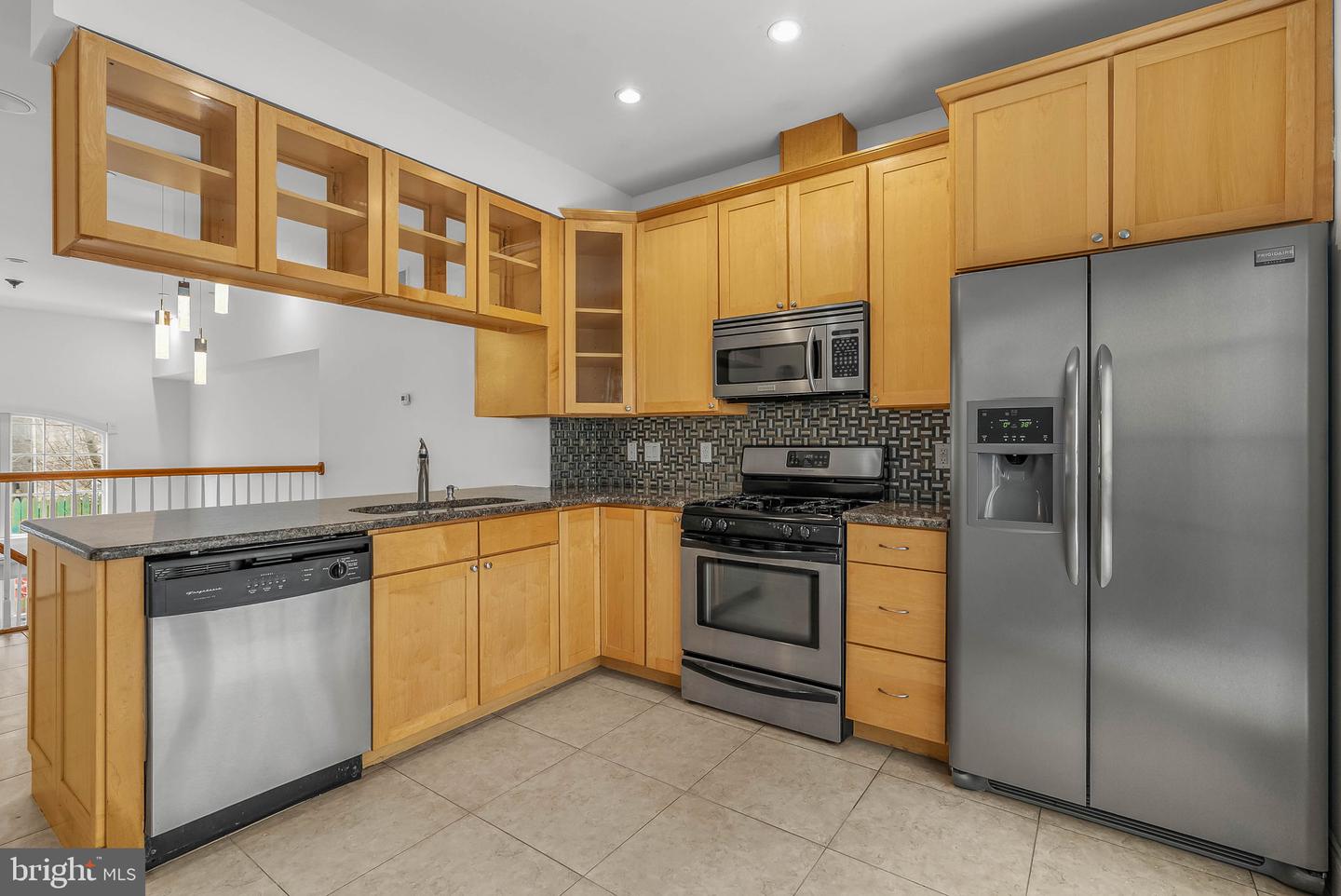 1007 N 3rd St #d Property Photo 10