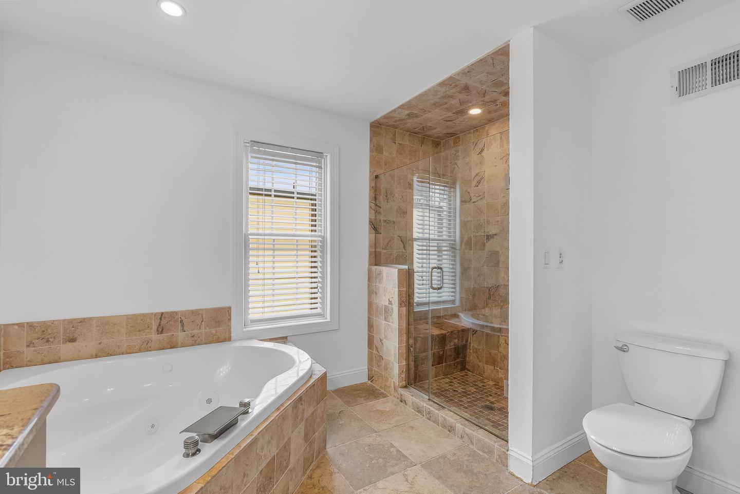 1007 N 3rd St #d Property Photo 19