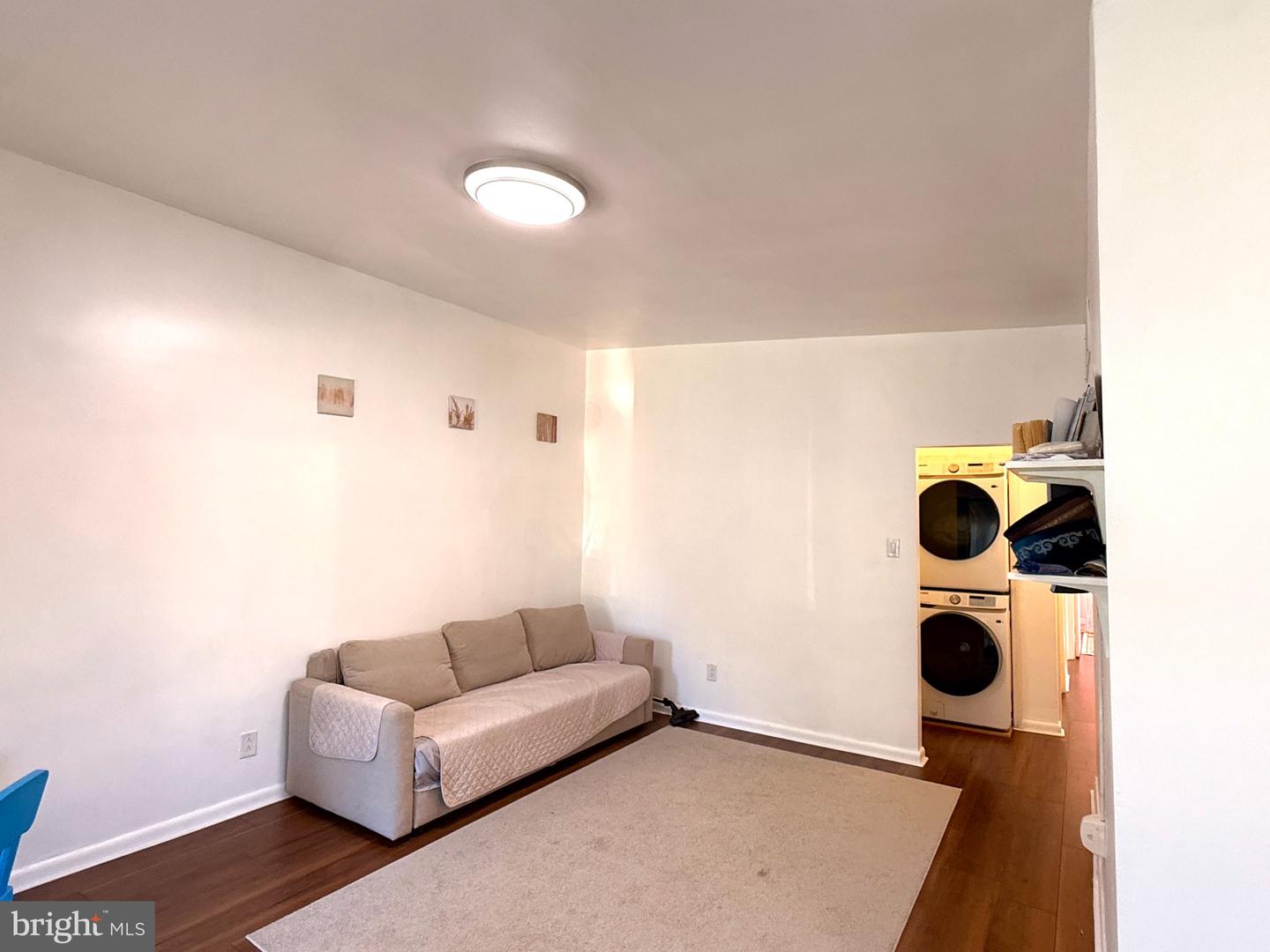 1112 Bingham St Property Photo 9