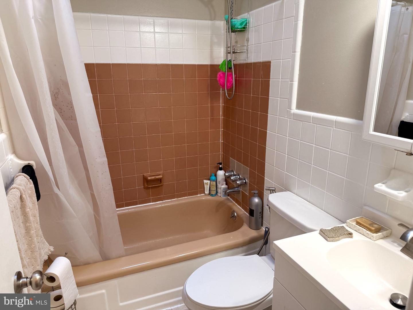 1112 Bingham St Property Photo 19