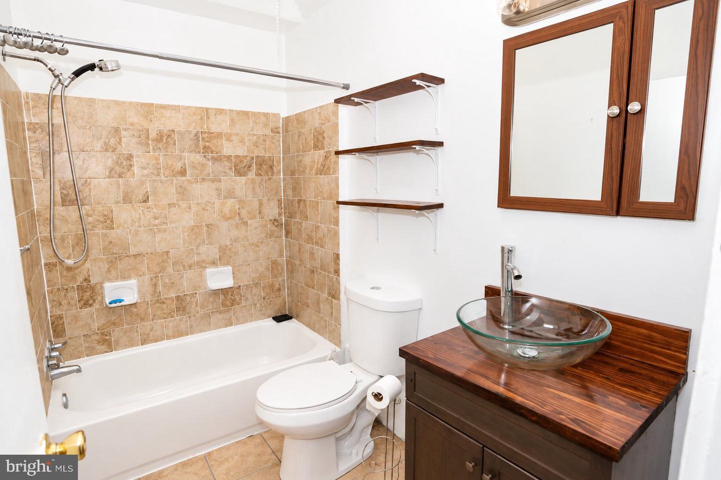 2613 S Carroll St Property Photo 6