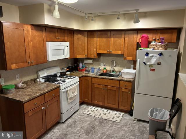 6117 Colgate St Property Photo 14