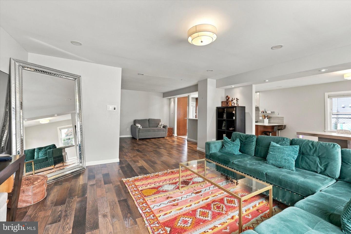 1316 Germantown Ave #d Property Photo 9