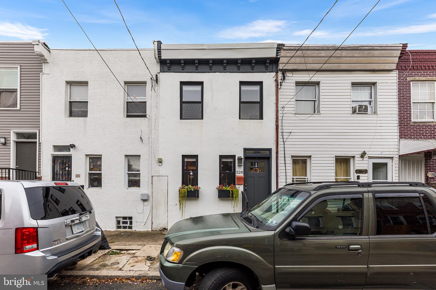 528 PIERCE ST Property Photo 1