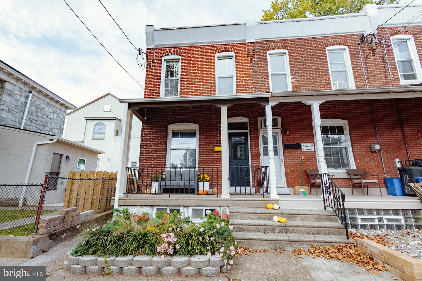 410 MONASTERY AVE Property Photo 1