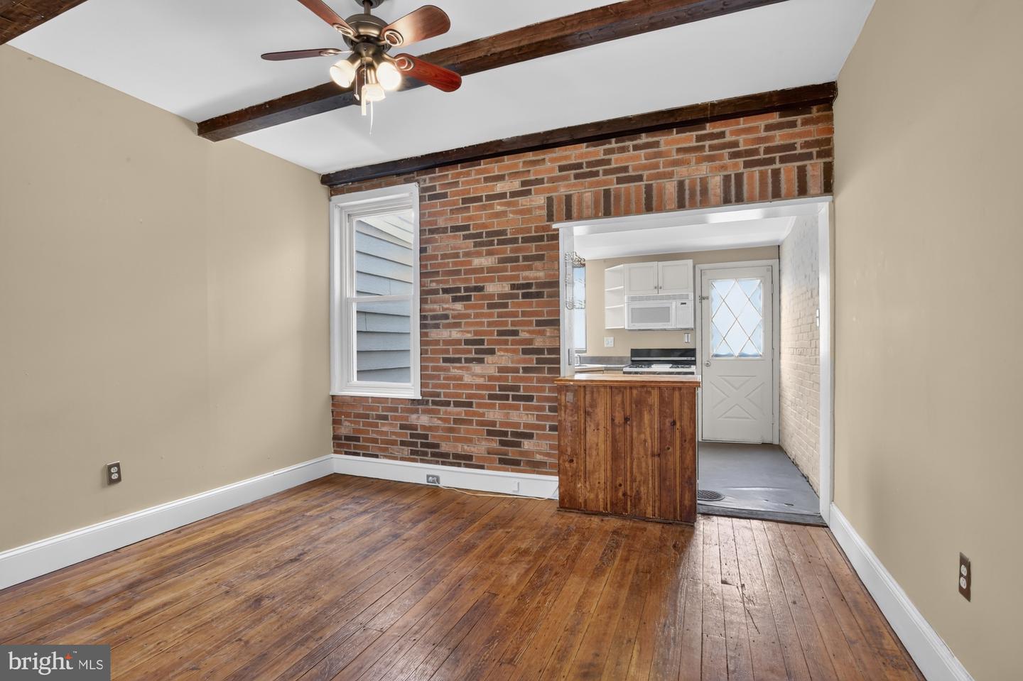 2228 TAGGERT ST Property Photo 1