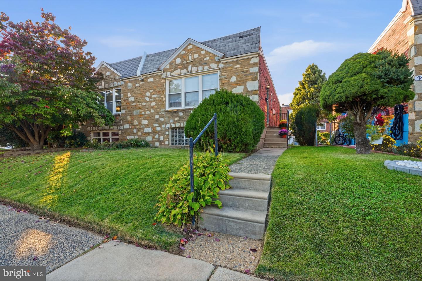 7802 BRIER ST Property Photo 1
