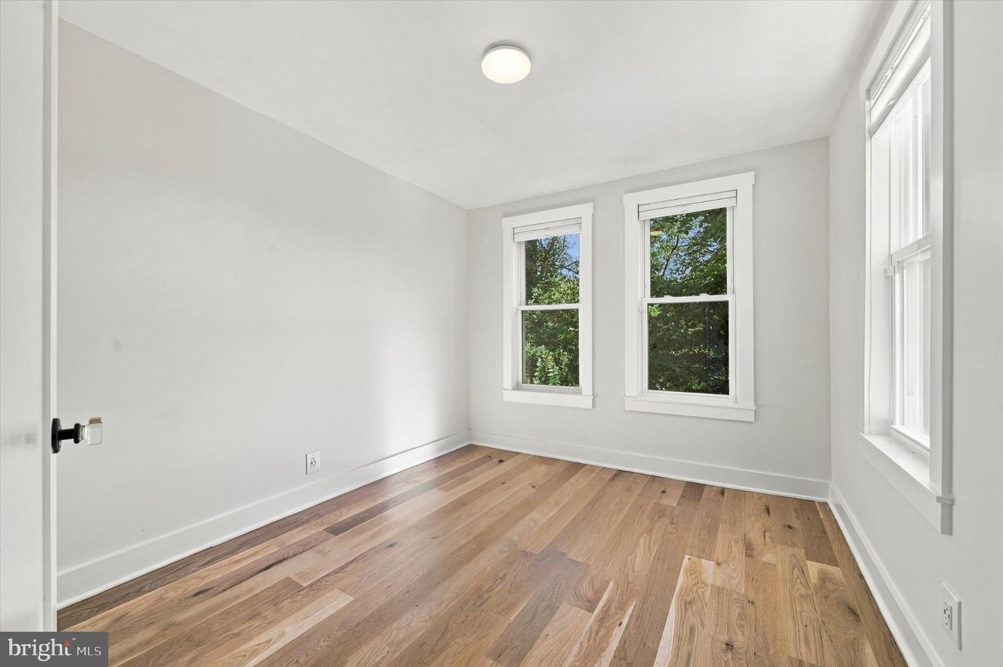3584 Calumet St Property Photo 16